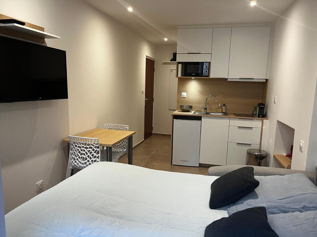 Charmant Studio Au Coeur De La Rue Fesch D'Ajaccio Ajaccio  Exteriör bild